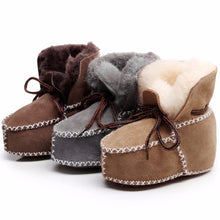 Load image into Gallery viewer, Grey Sheepskin Booties