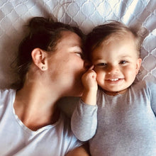 Load image into Gallery viewer, Hurraw! Tangerine Chamomile Lip Balm spf15